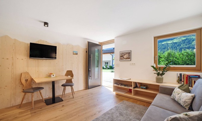 Castelbello-Ciardes Apartment | Apartment "Waalhof Ferienwohnung Gala" with Mountain View, Shared Garden & Wi-Fi