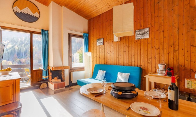 La Clusaz Apartment | Apartment with balcony close to the slopes