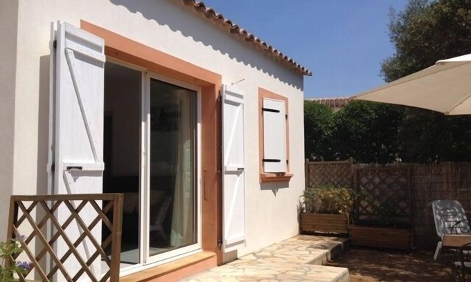 Monticello Apartment | Apartment with garden, beautiful apartment near the city center and the beach.