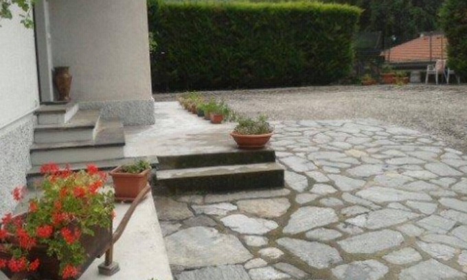 Omegna House | Apartment with large terrace and beautiful views of the mountains and hills