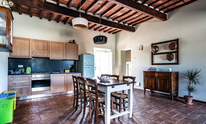 Capannori Apartment | Apartment with panoramic view and pool