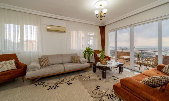 Kepez Apartment | Apartment with Panoramic City View in Kepez