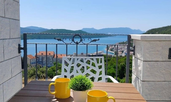 Neum Apartment | Apartment with Sea and Nature view