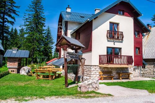 Jahorina Apartment | Apartments and Rooms Planinska Idila