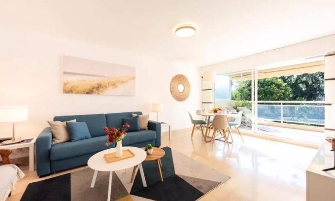Prado - Republique Apartment | Apartments for 4 People