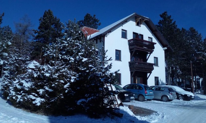 Zlatibor Apartment | Apartments Madera