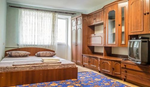 Pechers'kyi District Apartment | Apartments on Druzhby Narodiv 6 A