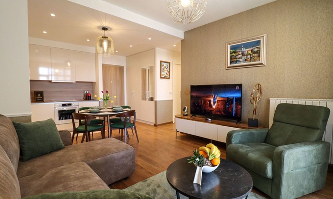 Sarajevska Apartment | Apartments Royal - Arcadia Building