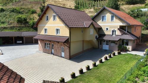Kopaonik House | Apartments Tatic