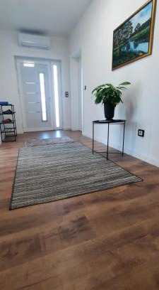 Mali Radic Apartment | Apartments White House Bihac