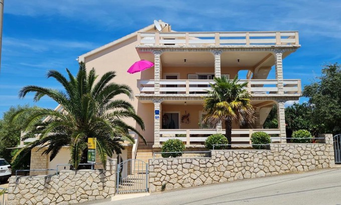 Lun Apartment | Apartments with parking space Lun, Pag - 4062