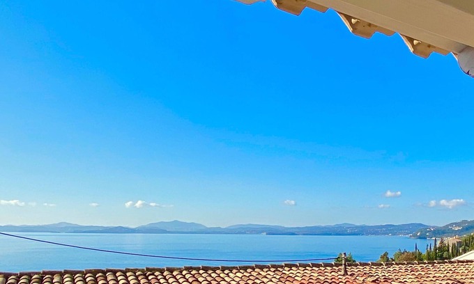 Barbati Villa | Apatament Nissaki Suite Artemis for 4 persons, with sea view in Corfu.