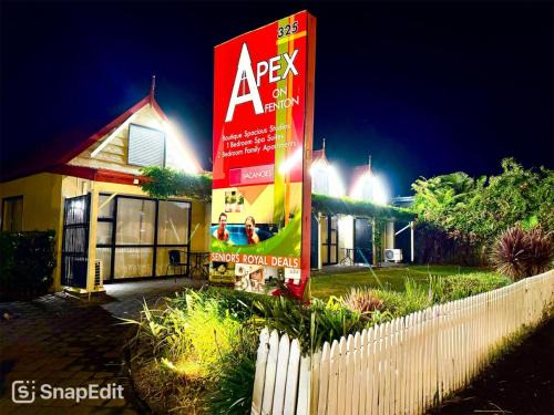 Fenton Street Hotel | Apex On Fenton Motel