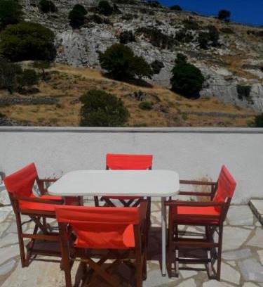 Aperathos Apartment | Apiranthian House 2 Stay Cycladic Naxos 3 BDR