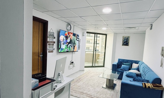 Al Majaz Apartment | Aplyns Dormitory Male&Female Upper Bed