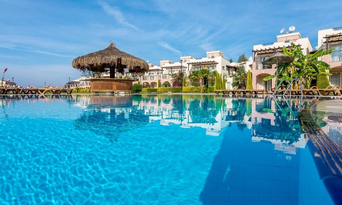 Dagbelen Apartment | APOLLONIUM SPA BEACH RESORT DELUX 3 BEDROOM APARTMENT