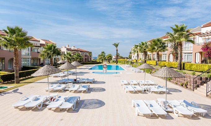 Dagbelen Apartment | APOLLONIUM SPA BEACH RESORT DELUX 3 BEDROOM APARTMENT