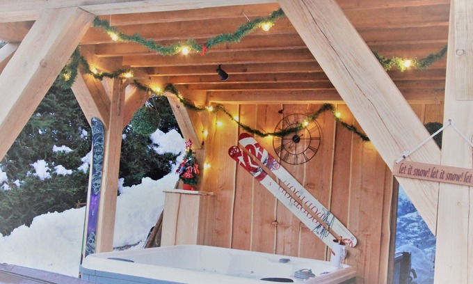 Montchavin Apartment | App Mont Blanc, Chalet Miravidi, Montchavin La Plagne Jacuzzi/Sauna