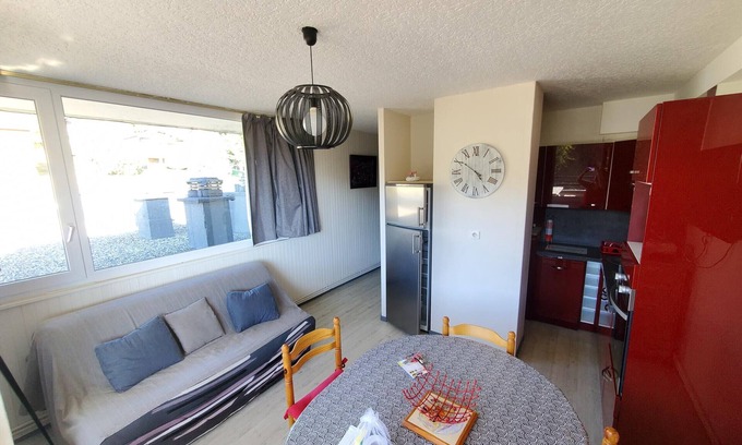 Besse-et-Saint-Anastaise Apartment | APPARTEMENT AVEC TERRASSE ET VUE SUR LE SANCY 301 GH