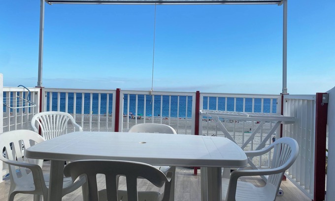 San Lorenzo Apartment | Appartamento sul Mare