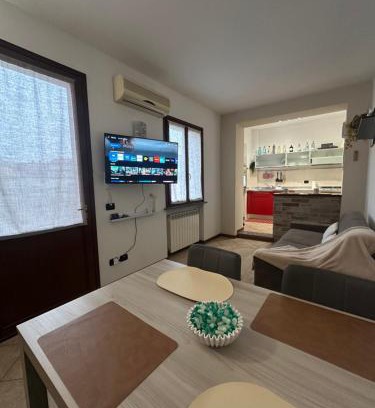 Cremona Apartment | Appartamento 2 poggioli