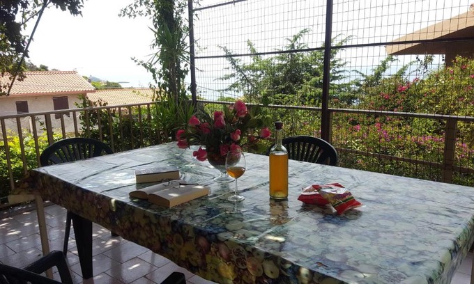 Porto Alabe Apartment | Appartamento Bouganville