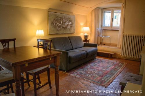 Spoleto Apartment | Appartamento Piazza del Mercato