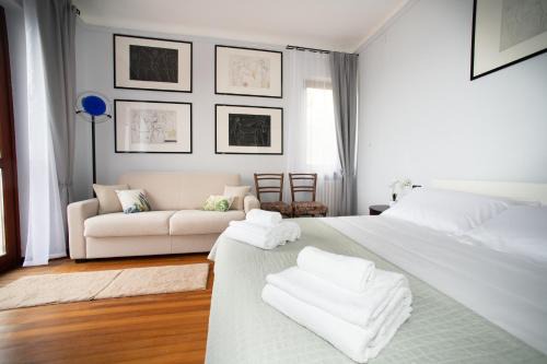 Chiariventi Apartment | Appartamento Rose in Villa Florissa, Spotorno