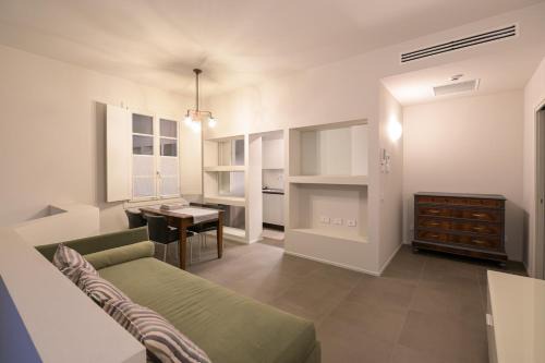 Chiusure Apartment | Appartamento Tebaldo