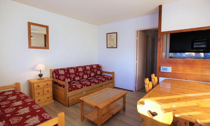 Avoriaz Apartment | Appartement 2 pièces cabine 6 pers avec balcon à Avoriaz, WIFI - FR-1-314-146