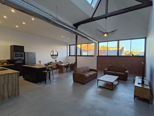 Cholet Apartment | APPARTEMENT 4 CHAMBRES loft industriel