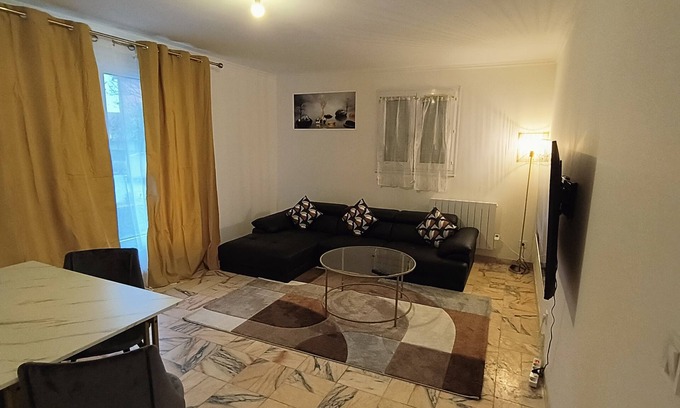 Montmagny Apartment | Appartement Cosy à Montmagny