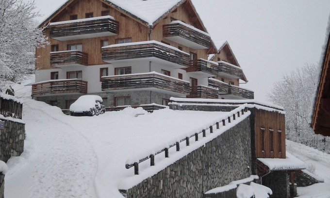 Vaujany Condo | Appartement cosy central | Super séjour de ski!