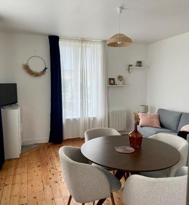 Saint-Pair-sur-Mer Apartment | Appartement dans le centre de saint pair à 5 min de la plage