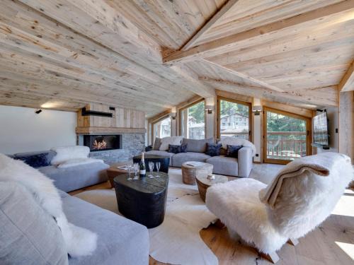Le Fornet Apartment | Appartement duplex à Val d'Isère, sauna, cheminée, 4 chambres en suite, parking, pour 8 personnes - FR-1-567-123