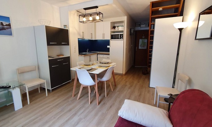 Cauterets Apartment | Appartement en Centre Ville Avec Terrasse Exposée Ouest