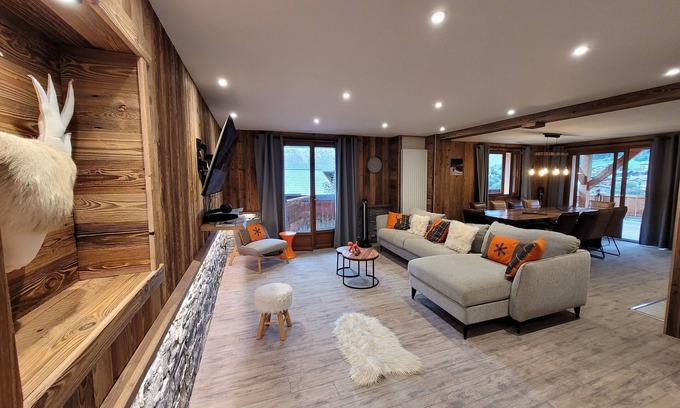 Les Portes du Soleil Apartment | appartement for 11 adults with services included