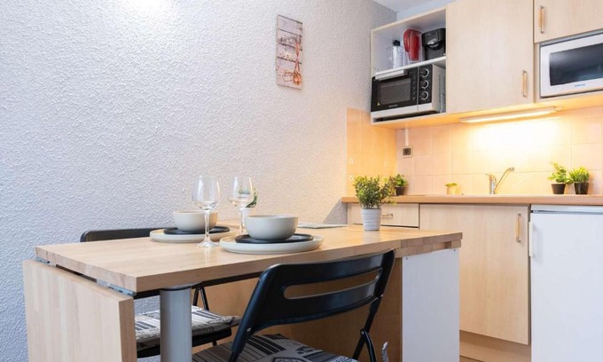Saint-Lary-Soulan Apartment | Appartement rénové 4 pers. calme proche centre Saint-Lary village - FR-1-296-357