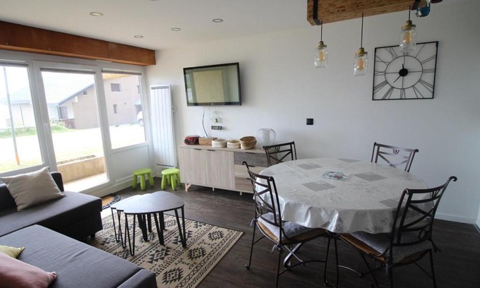 Auris Apartment | Appartement rénové 3 pièces, 6 couchages à 150m des pistes - Auris en Oisans - FR-1-297-156