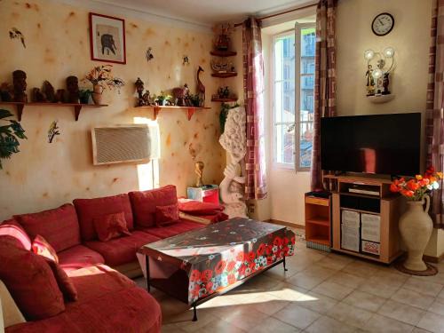 Noailles Apartment | Appartement spacieux à Marseille - 90 m² avec vue sur la ville