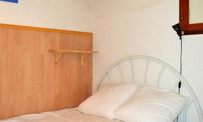 Les Angles Apartment | Appartement T2 au Calme avec Balcon, Centre de la Station, Parking Inclus - FR-1-593-41