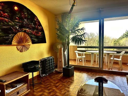 Argeles Plage Apartment | Appartement T2 avec Piscine à 300m de la Plage - 5 Couchages - Parking Privé - Argelès-sur-Mer - FR-1-388-118