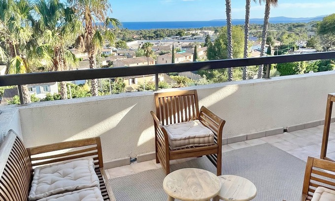 Saint-Raphael Apartment | Appartement vue Exceptionnelle