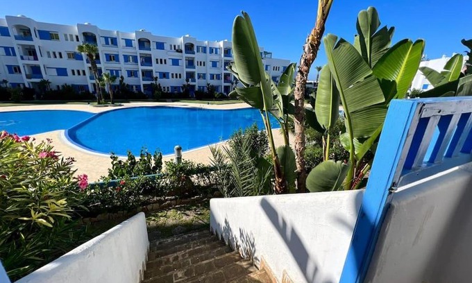 Marina Smir Apartment | Appartement vue sur la piscine dans la résidence de Jawhara Smir