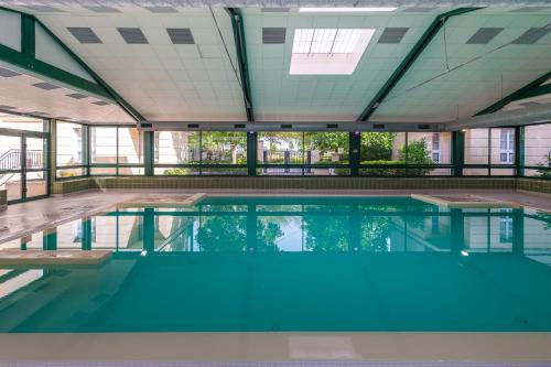 Serris Apartment | Appartements 4 à 5 personnes - Val d'Europe proche Disneyland