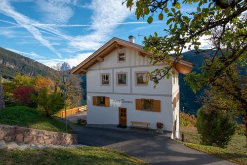 Laion Apartment | Appartment Kirch Neuhaus