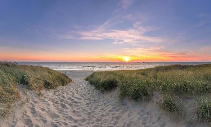 De Koog House | Appealing Holiday Home in De Koog Texel with Sauna