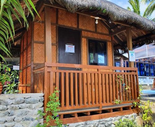 Real Hotel | Appleton Liitle Paradise Beach Resort & Restaurant BEACH HOUSE