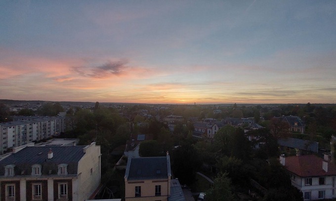 Clagny Glatigny Apartment | Appt. Avec Superbes Vues + Terasse. 20 min a Pied