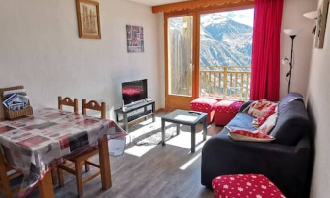 Orcieres-Merlette Apartment | Appt304. 100m pistes. T3. Covered parking. WIFI